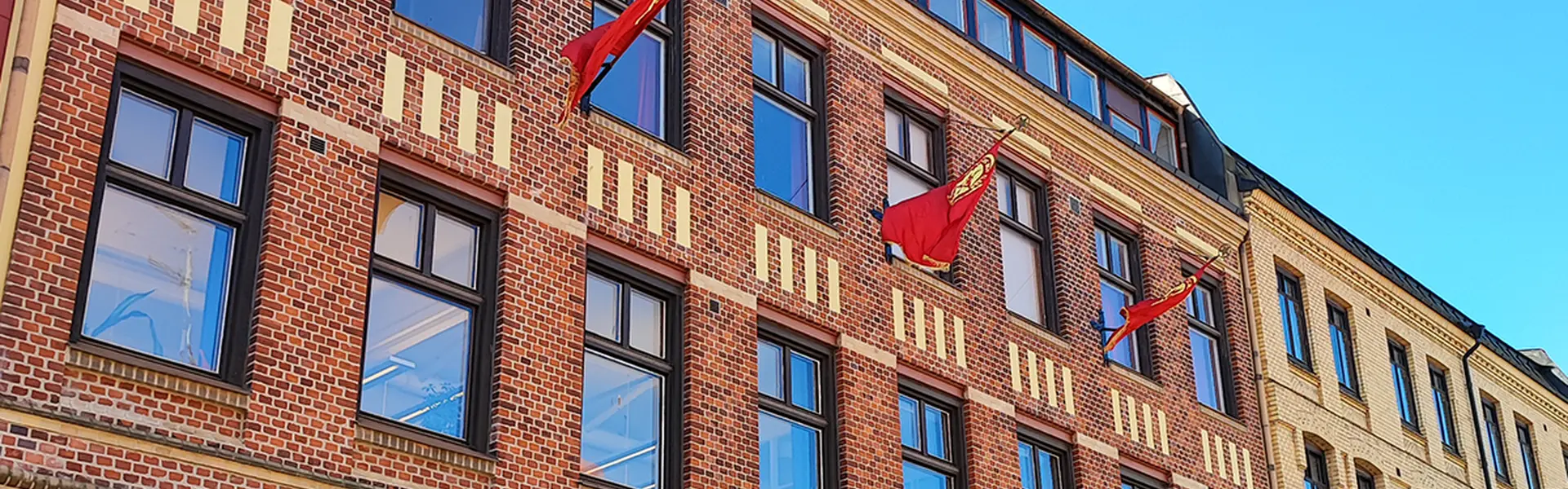 Bild p&aring; en husfasad